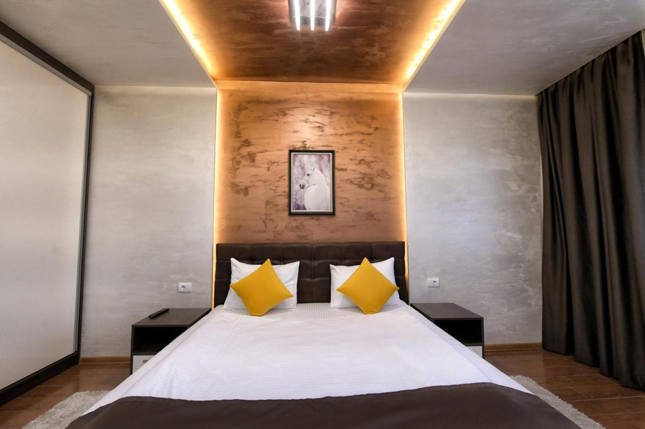 Garnet Hotel & Event Centar 루마 외부 사진
