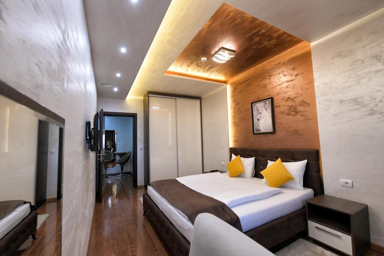Garnet Hotel & Event Centar 루마 외부 사진