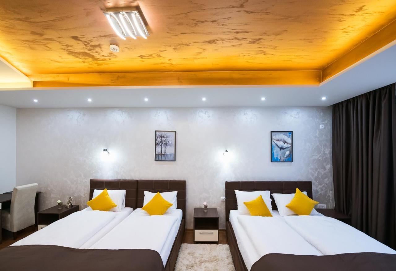 Garnet Hotel & Event Centar 루마 외부 사진