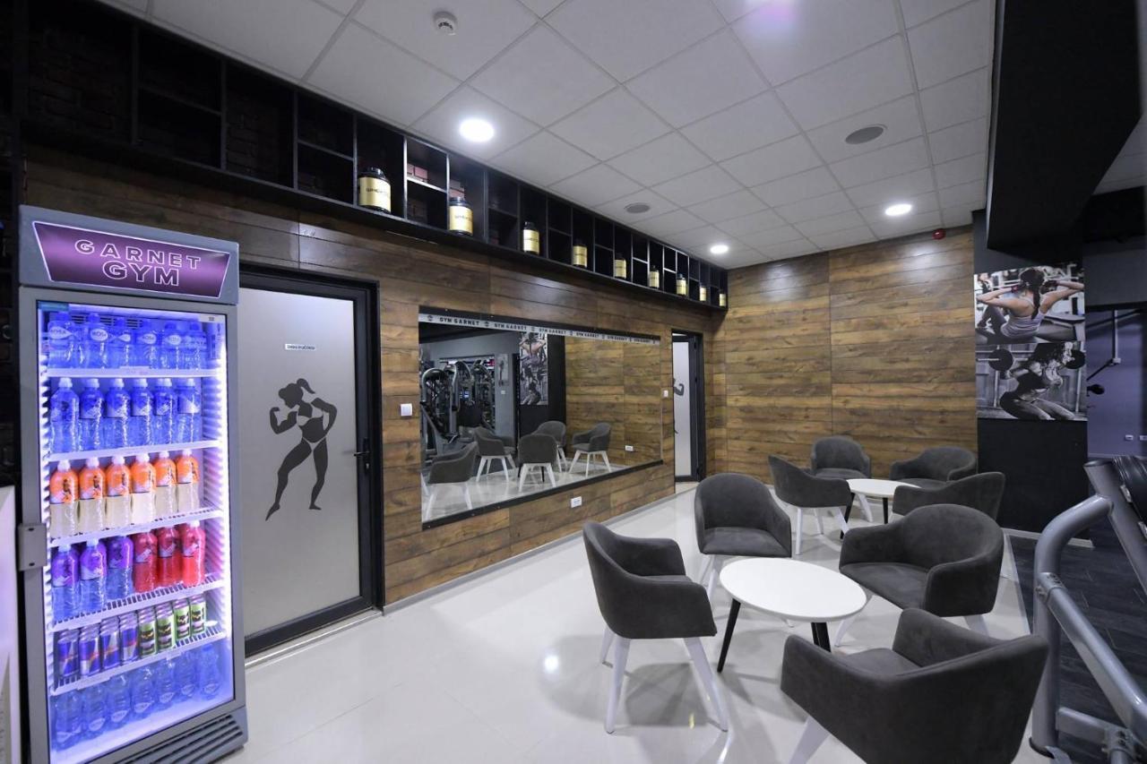 Garnet Hotel & Event Centar 루마 외부 사진
